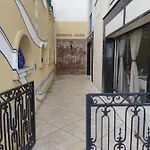 Cosy Soleia, 50m From Sea Side Apartman