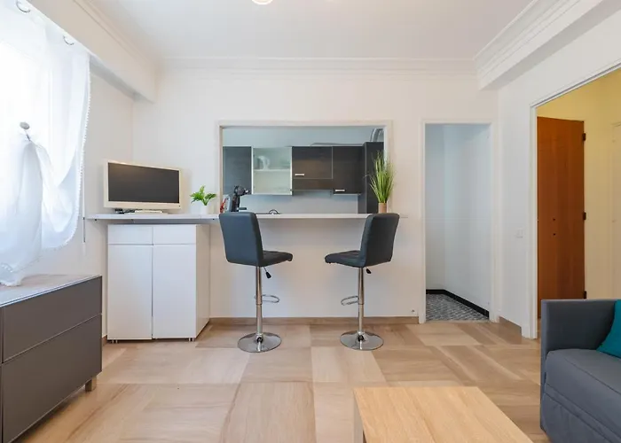 Cosy Soleia, 50m From Sea Side דירה מנטון